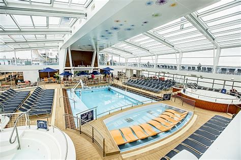 Ovation of the Seas. Interior. – Photofilmarchive.com