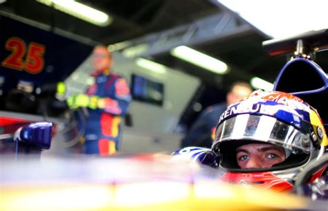 Max Verstappen: Dutch teenager makes F1 history | CNN