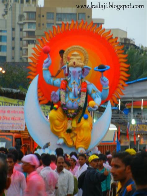 Kallaji Rathore: Ganesh Visarjan Mumbai 2011