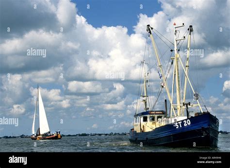 Netherlands sail boat sailing Fishing IJsselmeer Stock Photo: 9105109 - Alamy