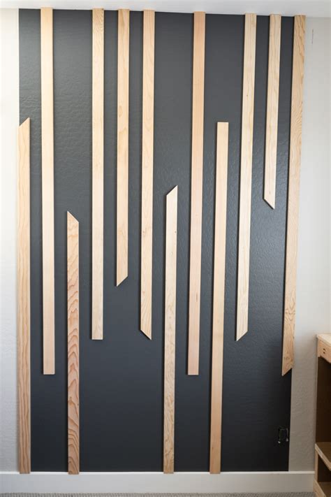 Modern DIY Slat Wall - Ready for a Weekend Project?! - Neatly Living