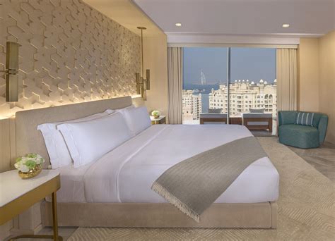 FIVE Palm Jumeirah Dubai in United Arab Emirates - Room Deals, Photos & Reviews