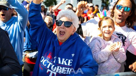 PHOTOS: Texas Rangers fans show out at World Series parade | wfaa.com