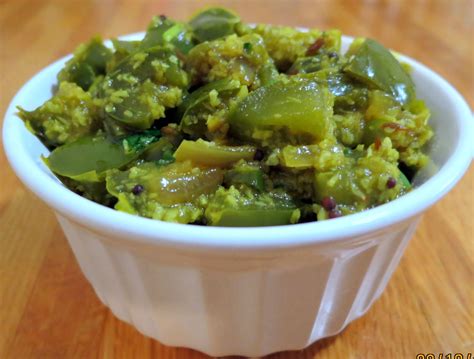 Simply Delicious: Capsicum Curry (Simple Green pepper Curry)