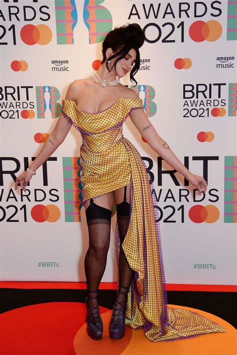 Dua Lipa 2021 Brit Awards 6 - Satiny.org