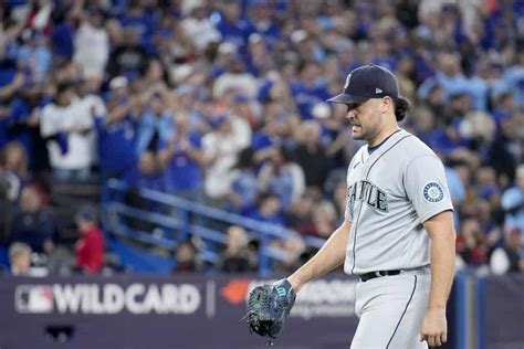 Stats Prove Robbie Ray Should Never Pitch Against The Astros