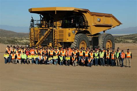 Caterpillar demonstrates first battery electric Cat 793 truck ...