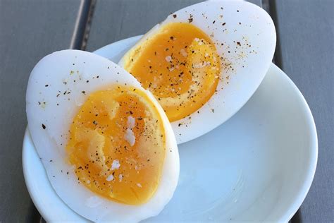 20 Medium Egg Nutrition Facts - Facts.net