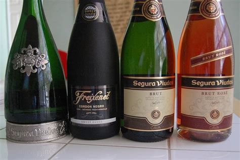 Benito's Wine Reviews: Spanish Sparkling Wines for the New Year