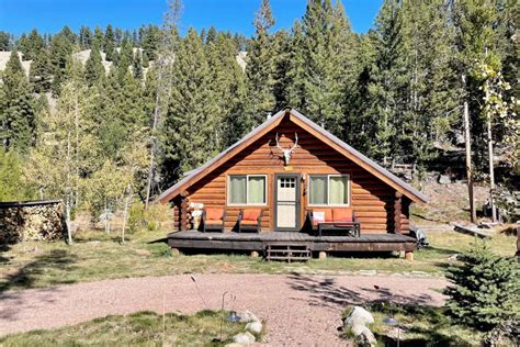 15 Best Cabin Rentals in Montana, USA (2023 Edition) - Road Affair