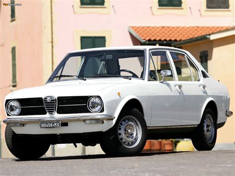 1975 Alfa Romeo Alfetta - Information and photos - MOMENTcar