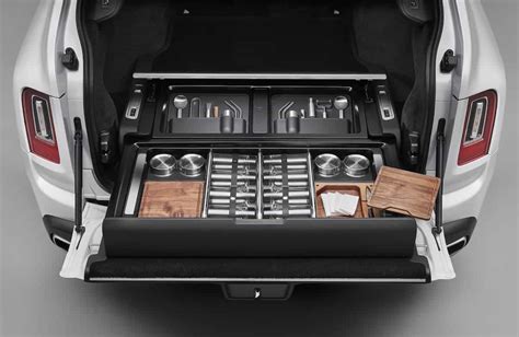 Rolls-Royce Cullinan Interior Redefines the 'Tailgate Party' | TractionLife