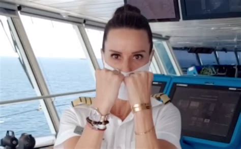 Insta-famous cruise captain inspires hope with 'Fight Song' - Travel Weekly