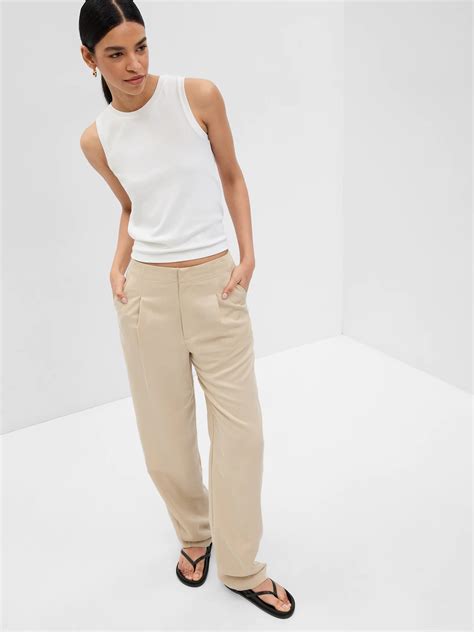 38 Stylish Spring Finds From Gap Too Good Not to Share | Who What Wear