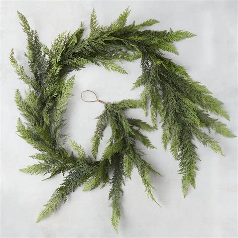 20+ Types Of Christmas Garland – The Urban Decor