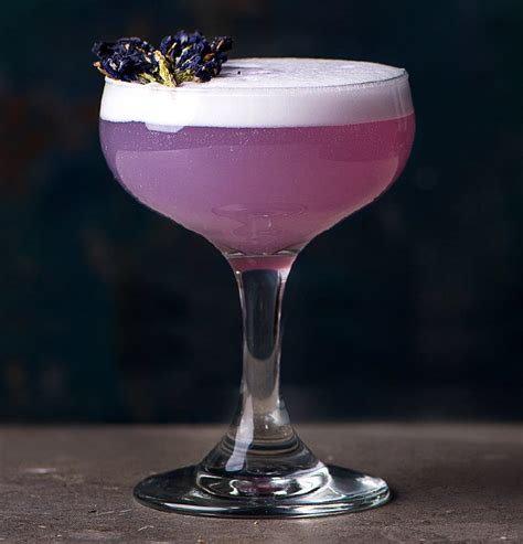 10 purple cocktails that are simply out of this world | Gin Kin | Citrus cocktails, Purple ...