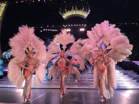 Jubilee! at Bally's Las Vegas | Las vegas show girls, Ballys las vegas, Vegas showgirl