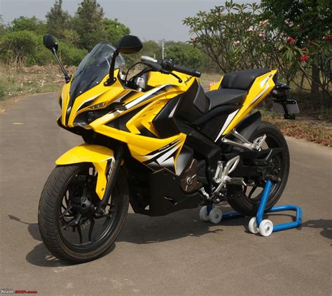 Report, Pics & Video: Bajaj Pulsar RS200 ridden at the factory test ...