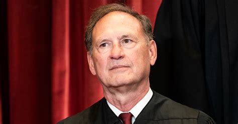 Justice Alito Draft Opinion Says Obamacare Protects Pregnant Women