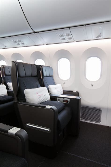 Qantas 787 Dreamliner interiors