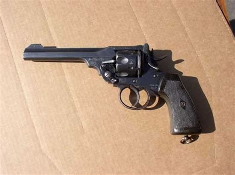 Educational Zone #15 - The .455 Webley Revolver - The Box O' Truth