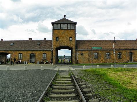 Auschwitz concentration camp - Wikipedia