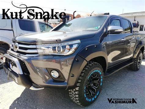 Kut-Snake flares Toyota HiLux 2019+ by Adventure Trucks