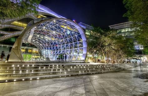 Plaza Singapura | Singapore Malls