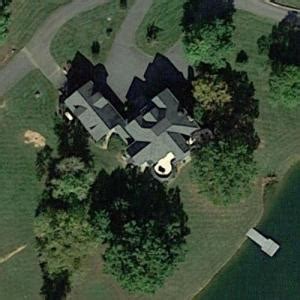 Dwayne Johnson's House in Gordonsville, VA - Virtual Globetrotting