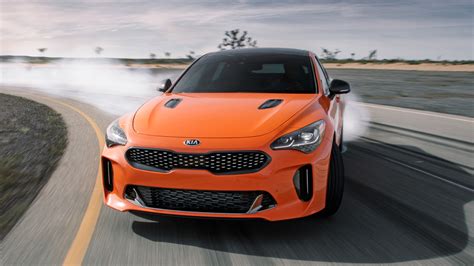 Kia Stinger GTS 2019: Specs, Prices, Features