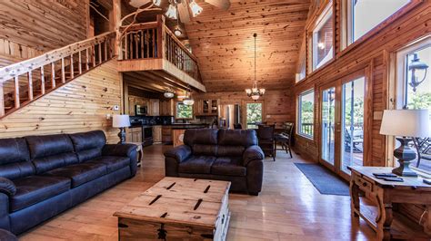 River View Cabins and Canoes in Hot Springs, Arkansas - 14) The Hideout (Sleeps 24)