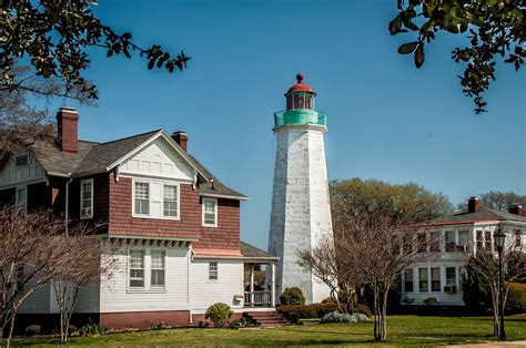 Bob Graf's Gallery of Photographic Images - Lighthouses - Virginia