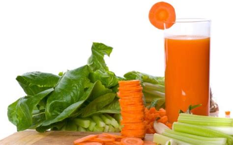 Carrot Juice Benefits, Nutrition Facts & Side Effects | MyHealthByNature.com