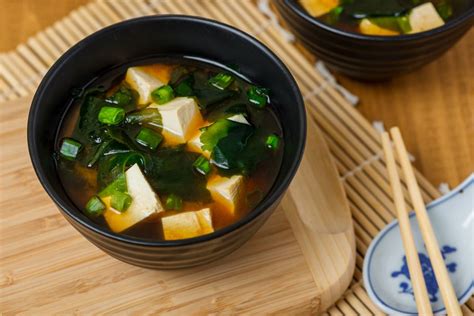 Basic Vegetarian Miso Soup Recipe