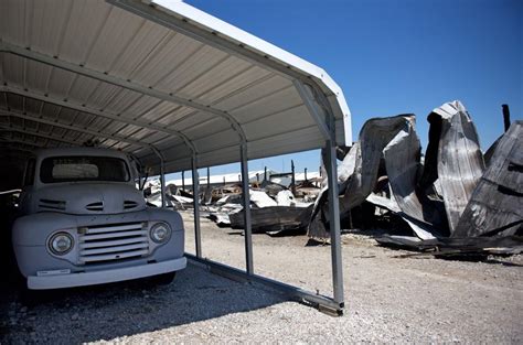 Rural Illinois town mourns after major fire damages classic car spot on ...