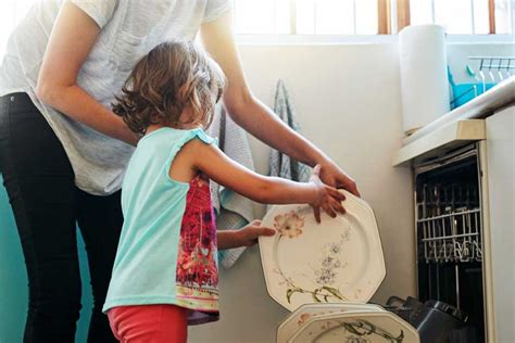 7 Important reasons why kids should have chores