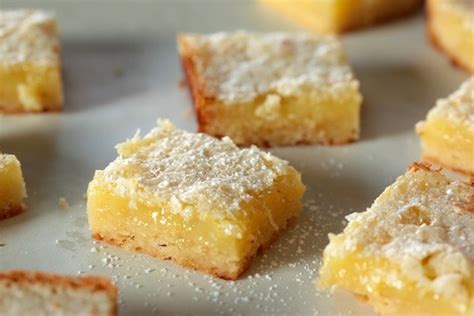 LUSCIOUS LEMON BARS!! - Sweet & Savory Recipes