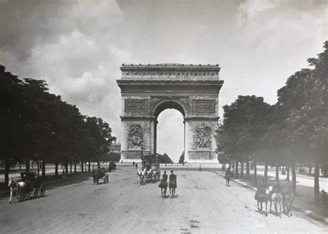 History of the Champs-Élysées | Un jour de plus à Paris