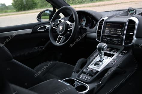 Porsche Cayenne GTS interior – Stock Editorial Photo © volhanna #112191902