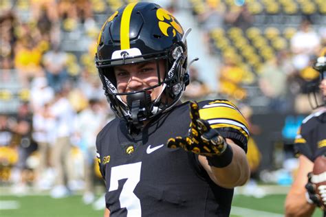 Iowa Football Releases New Depth Chart - Sports Illustrated Iowa ...