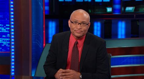 Larry Wilmore to replace Colbert on Comedy Central