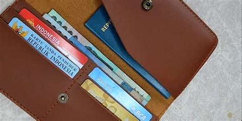 Passport Case by Gemilang Craft | Bridestory Store