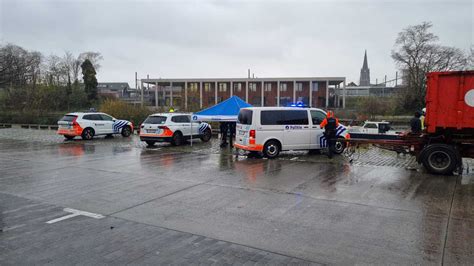 Lichaam in Dender aangetroffen in Aalst: niet duidelijk of het om verdachte van dubbele moord ...