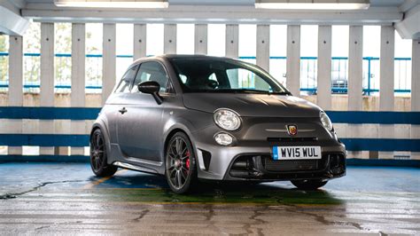 Abarth 695 Biposto (2014-2018) review