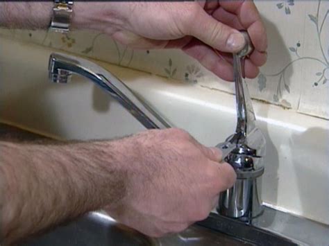 How To Fix Leaky Moen Kitchen Faucet