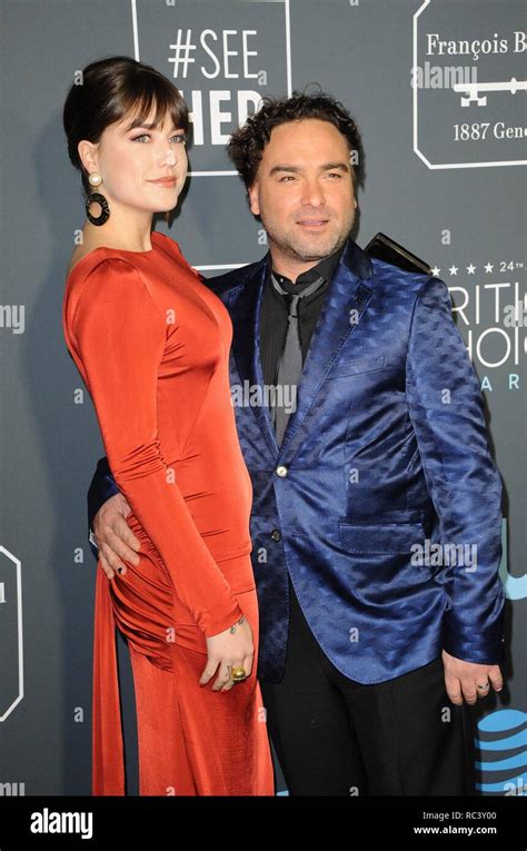 Johnny galecki and alaina meyer hi-res stock photography and images - Alamy