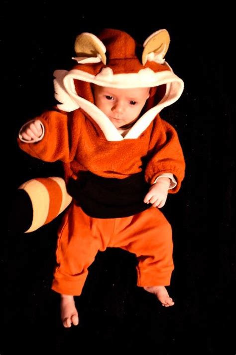 My son's first Halloween costume could only be one thing: red panda realness! : r/redpandas