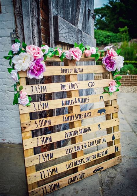 wedding pallet ideas 10