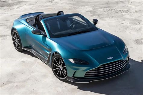 Aston Martin V12 Vantage Roadster unveiled: engine, design updates and ...