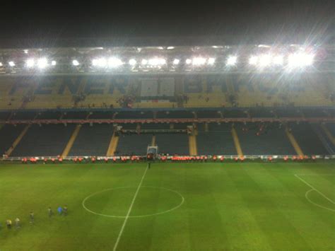 Turkey vs Romania 2014 World Cup Qualifier (Istanbul) - Nomadic Niko